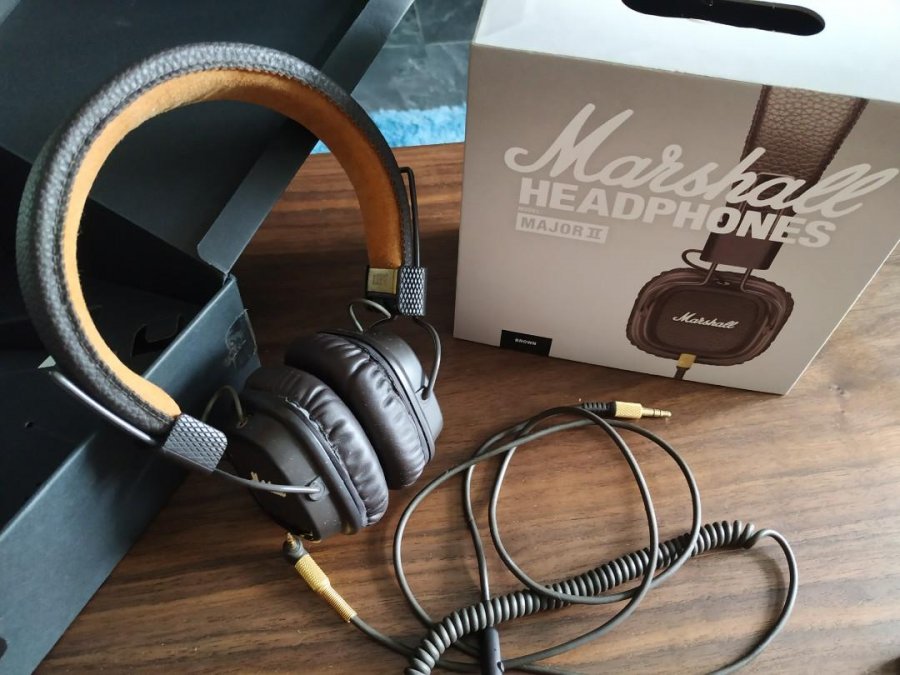 04091112 Marshall Headphone Major II Brown com fio