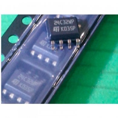 24C32WP EEPROM 2.5 5.5V 32K (4Kx8) SOIC8 2 Wire I2C