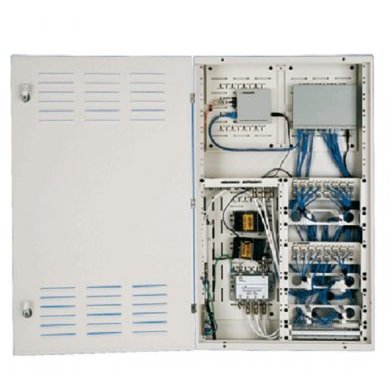 35600032 Furukawa caixa de embutir 28in CDM com porta