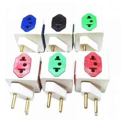 48538 Adaptador plug benjamim cubo 4x1 10/20A AC