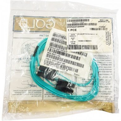 575702Q5120009F Corning cordão duplex OM4 SC-PC/SC-PC Uniboot 2.74m