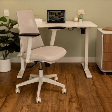 70325 Cadeira Elements Olympia Preta Braços 3D