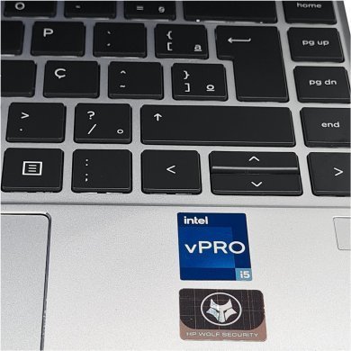 8U337LC-AK4-8GB HP Elitebook 640 G9 i5-1245U vPRO Deca Core 4.4Ghz