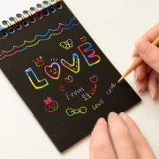 Caderno De Desenho Com Papel Mágico Colorido 
