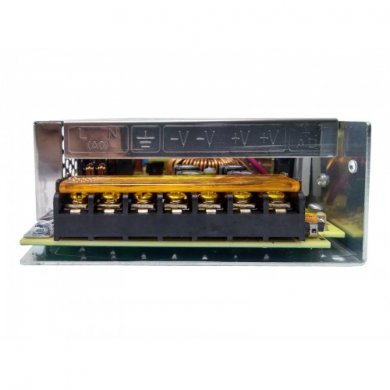 BLU240W-E Bluecase Fonte Chaveada Colmeia 240W