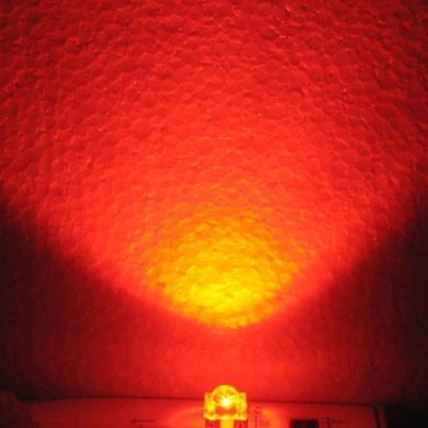 BURLC262W100BC14 LED Piranha Super Flux Vermelho 5mm 4 Chips 2500 a 3000mcd, 2 vol