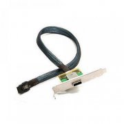 Supermicro Porta SAS Externa SFF-8088 com cabo SFF-8087 - Comprimento 85cm