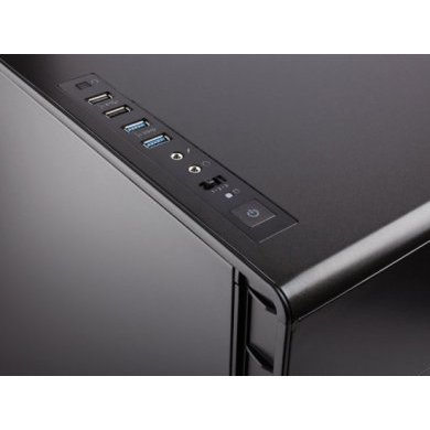 CC-9011079-WW Gabinete Gamer Corsair 600C CLEAR PRETO