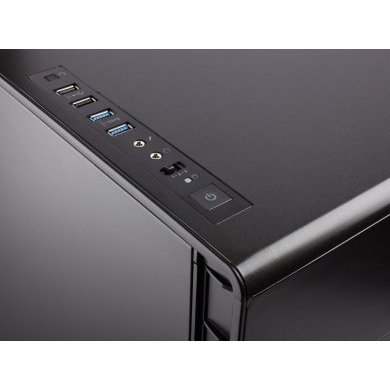 CC-9011080-WW Corsair Gabinete Carbide Series 600Q