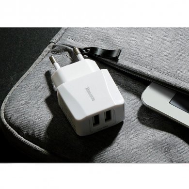 CCALL-BMN02 Baseus Carregador 2.1A Duplo USB de Parede