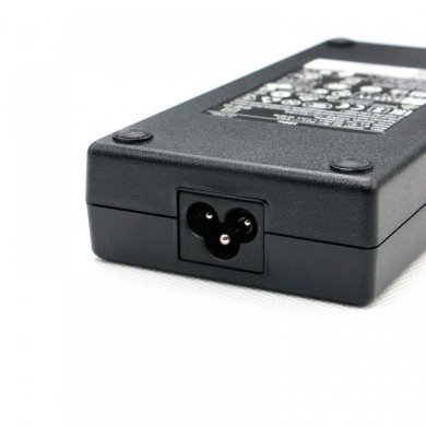 DA180PM111 DELL Fonte de Alimentação 19.5V 9.23A