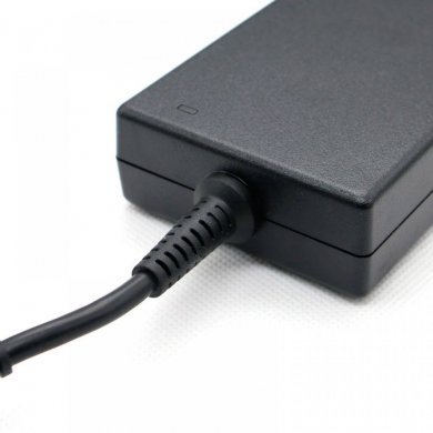 DA180PM111 DELL Fonte de Alimentação 19.5V 9.23A