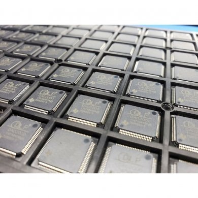 DMD micromirror driver QTQFP-80