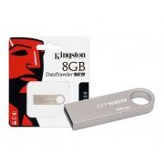 Pen Drive Kingston 8GB DataTraveler SE9 Interface USB 2.0, tamanho compacto, de bolso, sem tampa, facil de ser