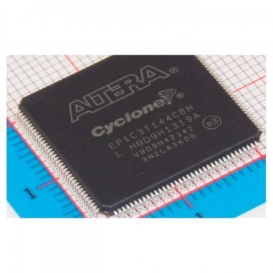 Intel Altera Cyclone IV FPGA 104 I/O 144TQFP
