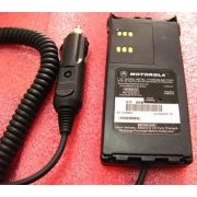 Adaptador Veicular p/ HT Motorola GP320 GP340 GP328 GP380 GP360 HT1250 (Substitui o pack de bateria) deve ser ligado no plug de 12V do veíc