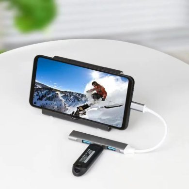 KPHB504 Knup Hub USB-C para 4x USB 3.0 cor prata
