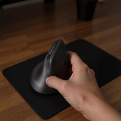 MERG15 Fortrek mouse ergonômico MERG15 Sem fio recarregável preto