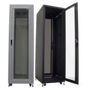 Nilko Rack 44U Fechado para Piso 19 Polegadas Altura (int.): 1826mm, Profundidade (int.): 1.000 mm, Sistema de