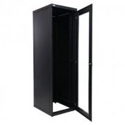 Raker rack de piso 32U 975mm 19 polegadas Preto. Porta frontal com visor de acrílico fumê 2mm. Laterais e fund