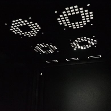 R03011932097500 Raker rack de piso 32U 975mm 19 polegadas