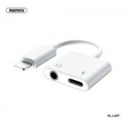 Remax adaptador para  Iphone 2 em 1 Branco Dupla função para fone de ouvido 3,5mm e entrada de carregamento USB-C