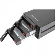 Thermaltake Max 3503 SAS/SATA HDD Rack Suporta Até 3 