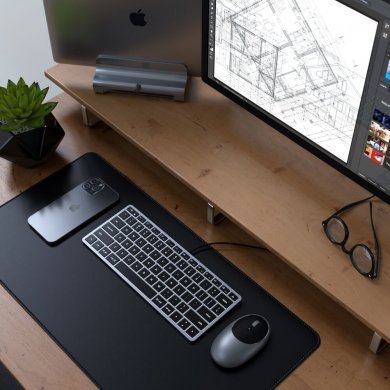 ST-UCSW1M Satechi Slim W1 Wired Backlit Keyboard (Space Gray)