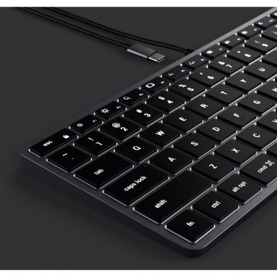 ST-UCSW1M Satechi Slim W1 Wired Backlit Keyboard (Space Gray)
