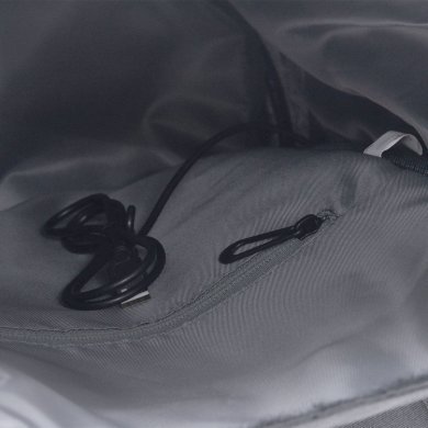 TB-1 Pcyes Mochila p/ Notebook Traveltech 15,6