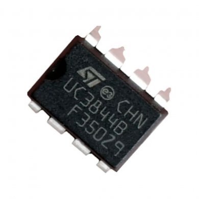 HIGH PERFORMANCE CURRENT PWM CONTROLLER