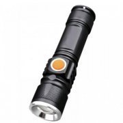 Mini lanterna LED recarregavel com zoom em aluminio 3 modos de operação: Alto brilho, Médio brilho e S.O.S. piscante